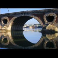 Pont-Neuf-Toulouse-reflet.jpg