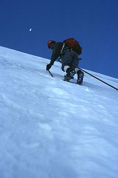 Grande Ciamarella, Denis vise la lune