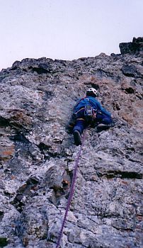 Olan, Noel attaque 1re longueur
