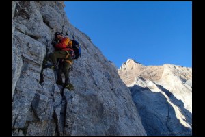 10h24-L9-Denis-au-clou-sous-Pas-de-5.jpg
