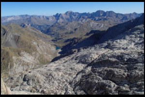16h01-Glacis-glaciaire-au-Nord-Pt.Vignemale.jpg