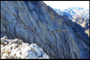16h21-Clochetons-Aig.d-Glaciers-O-Soleil.jpg
