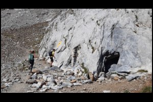 J1.12h44-Grottes-Bellevue-Russel.s-palace.jpg