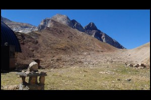 J1.13h37-Dejeuner-a-l.ombre+eau+vue.jpg