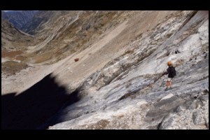 J1.15h22-Sacs-alleges-Descente-approche.jpg