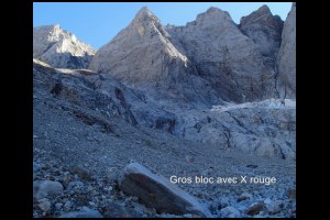 J1.15h50-Grox-bloc-X-rouge-ds-l.Approche.jpg
