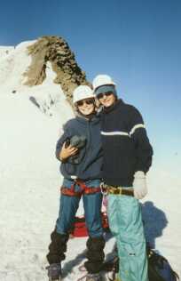 trop contents, Armelle & Pascal d'être allés au sommet des Miages