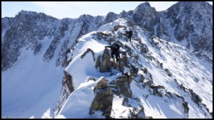 11h18-Sur-l-arete-faitiere-Pedrons.JPG