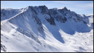 13h44-Couloir-W+pics-Font-Negra.JPG
