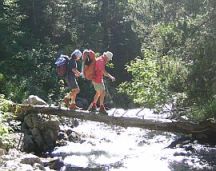 Gui & Denis vers le bivouac caché