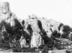 Petite Paroi du Parking: voies